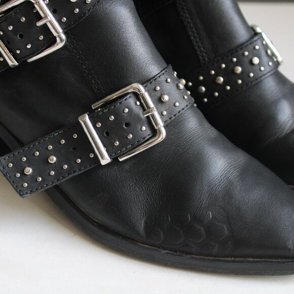 Steve Madden Women's Black Silver Studded Glori Motorcycle Leather Bootie Size 6 - Picture 7 of 7